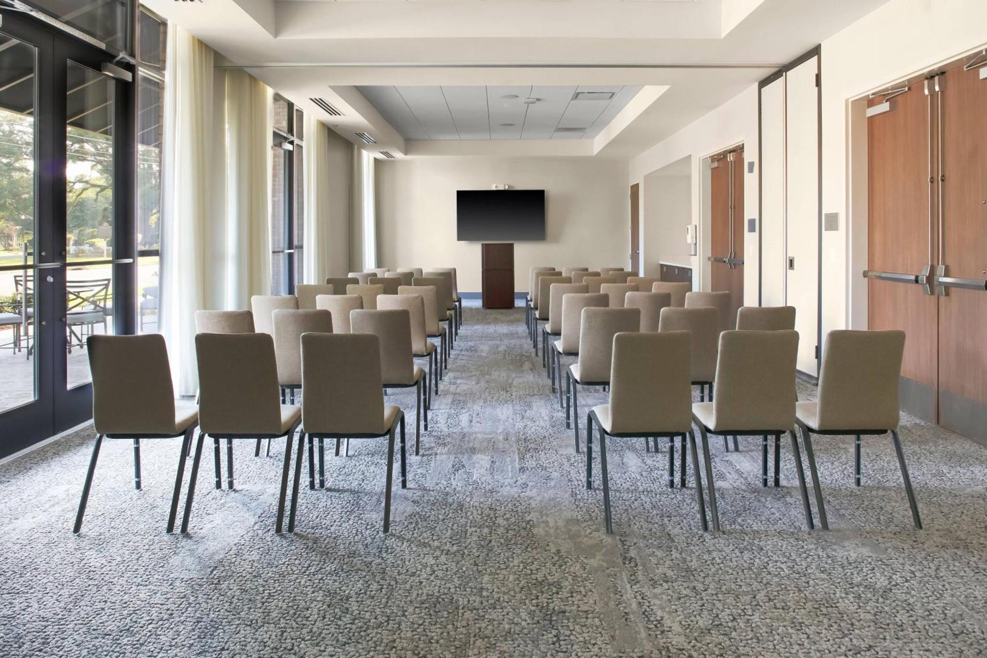 Courtyard By Marriott Thomasville Downtown Екстериор снимка