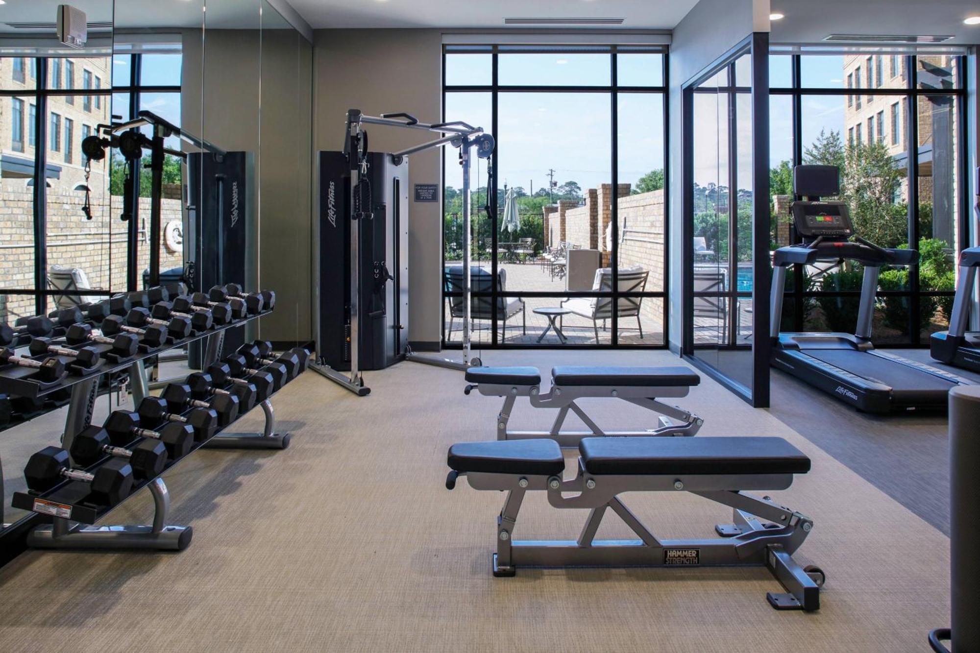 Courtyard By Marriott Thomasville Downtown Екстериор снимка
